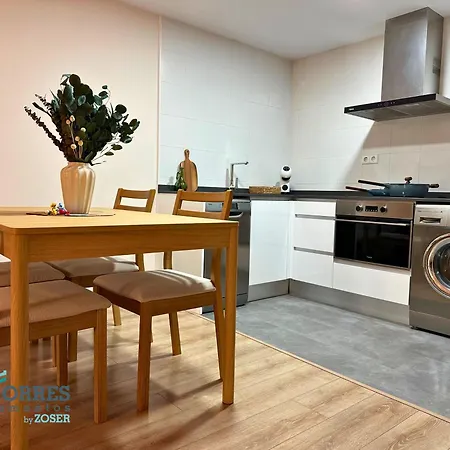 Dos Torres Varda Balcony & Private Parking 아파트 사라고사